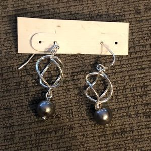 Silver and black pearl earrings